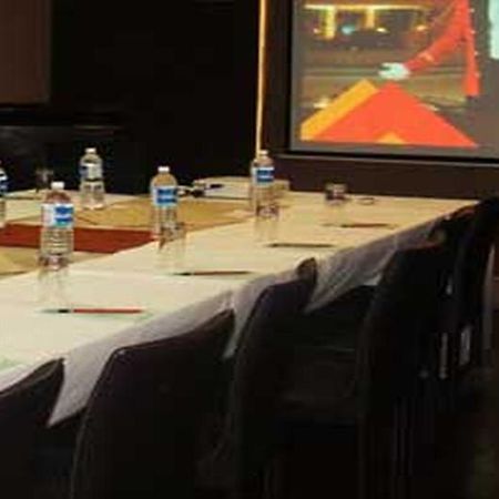 Hotel Siesta Hinjewadi Pune Dış mekan fotoğraf