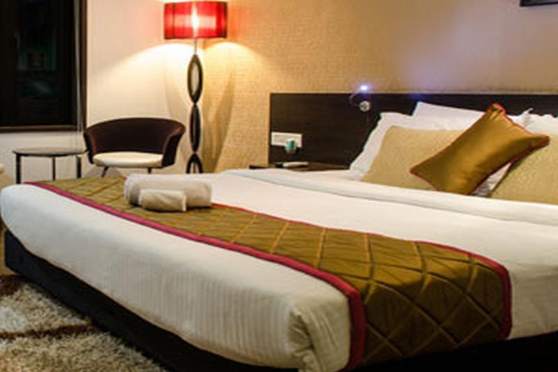Hotel Siesta Hinjewadi Pune Dış mekan fotoğraf